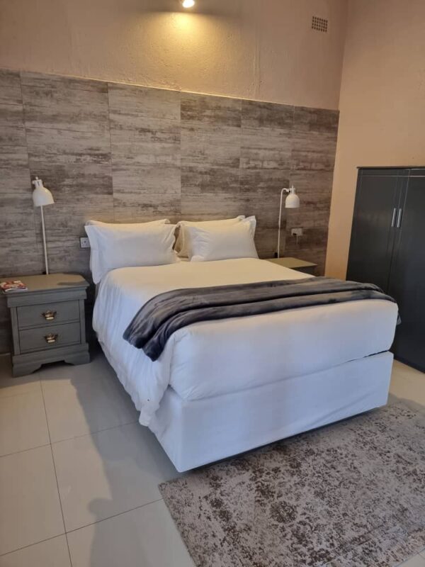 Standard Suites
